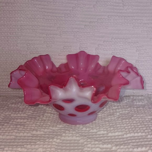 Fenton Cranberry Vintage Coin Spot Bowl - Picture 1 of 8